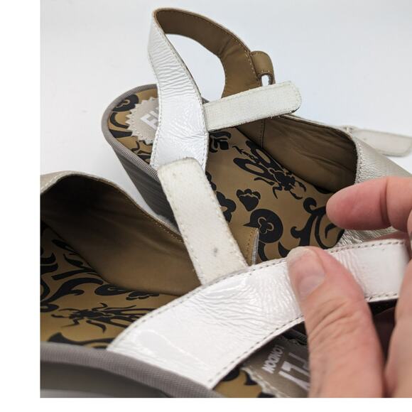Fly London Wely Silver Off White Leather Lug Sole Sandals Hook Loop Strap 39 - Picture 7 of 10